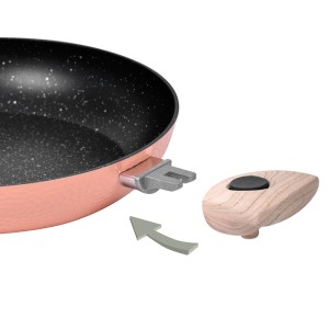 poêle à manche clipsable couleur pêche