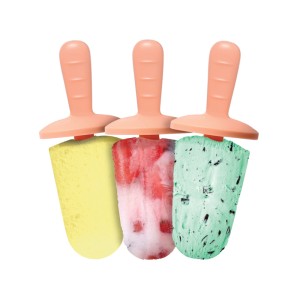 Mini glaces maison avec moule en silicone Mini glaces maison avec moule en silicone