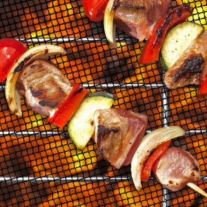 Grille pour brochettes au barbecue