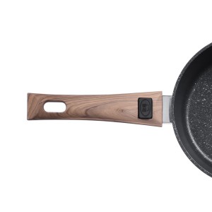 manche effet bois casserole légende 18cm manche effet bois casserole légende 18cm