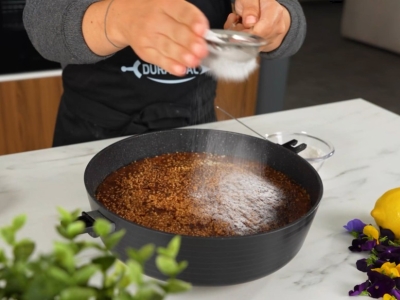 Brioche maison moelleuse et dorée à la poêle cocotte INFINITY 8-en-1